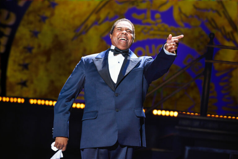 James Monroe Iglehart as Louis Armstrong in A Wonderful World at Broadway in Chicago