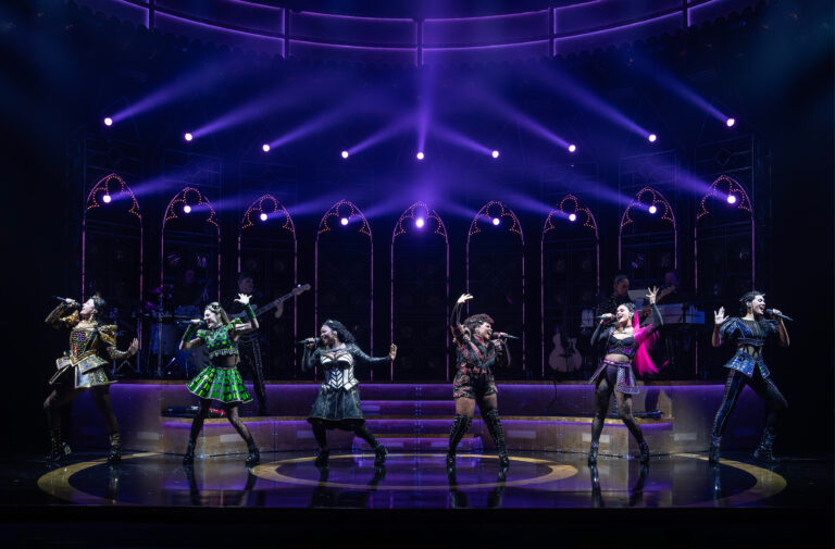 (1) The North American Tour Boleyn Company of SIX