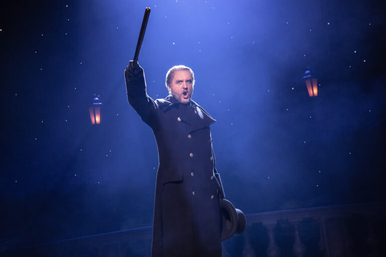 04. LES_MIS_TOUR_0681_Nick Rehberger as Javert_Photo by Matthew Murphy