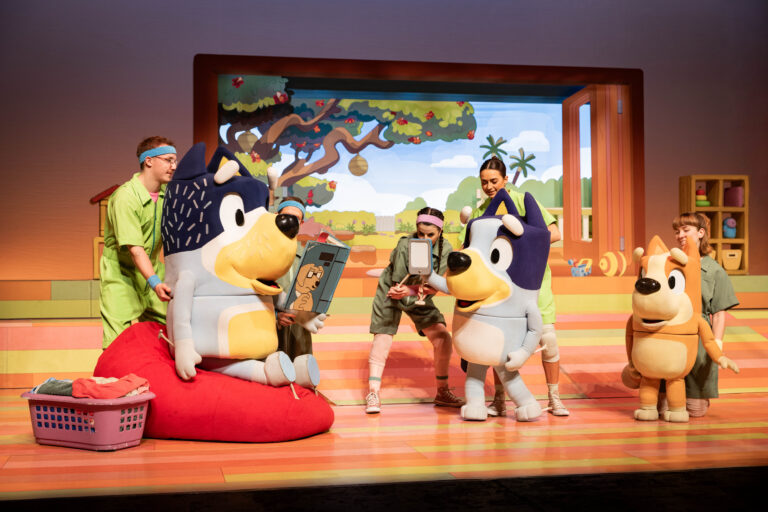 Dad, Bluey & Bingo - Beanbag -Bluey’s Big Play Uk & Ireland Tour 2025 ©Mark Senior