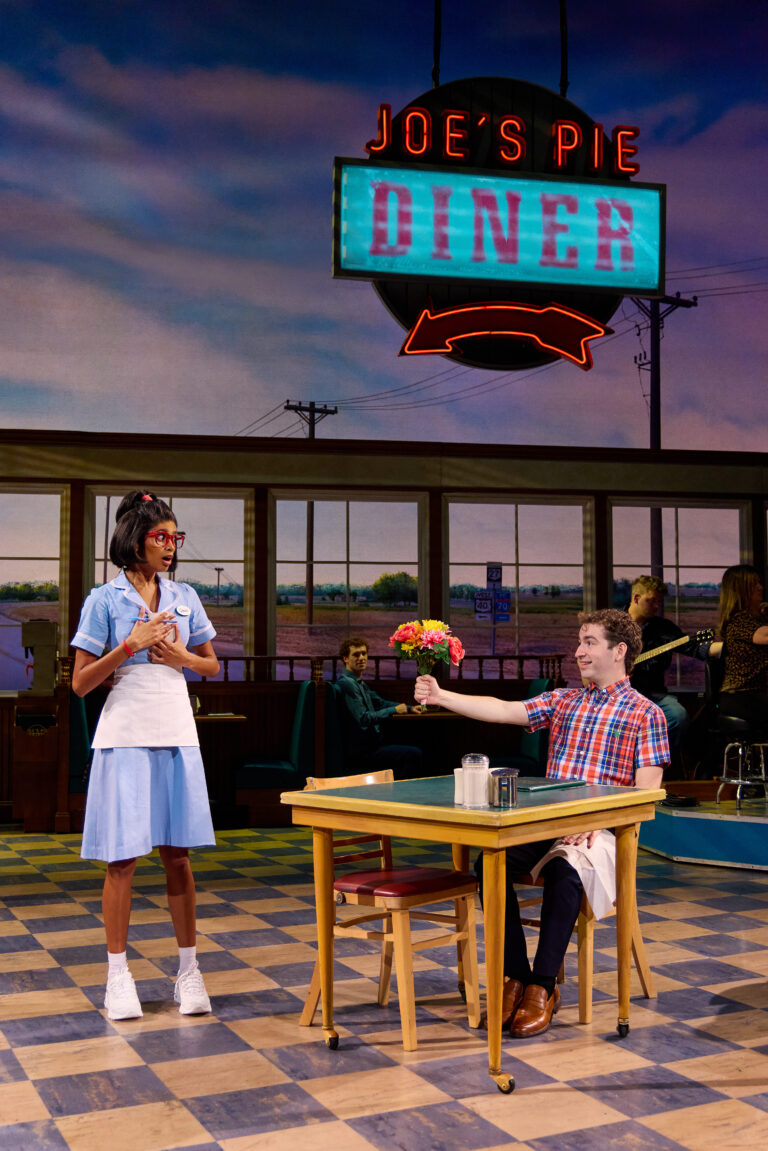 WAITRESS_10th_0572
