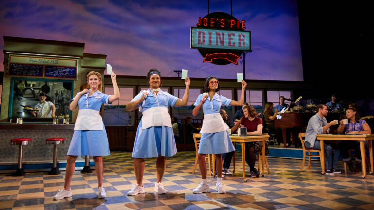 WAITRESS_10th_0849
