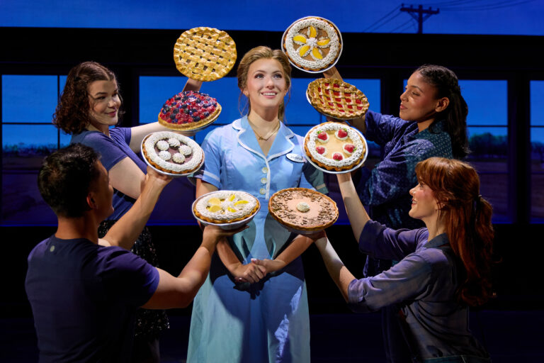 WAITRESS_10th_1243
