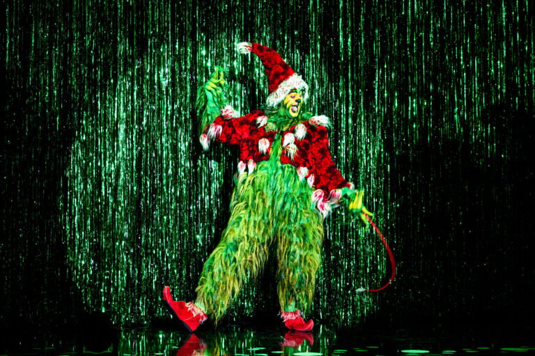 10 - James Schultz as THE GRINCH in the Touring Company of Dr. Seuss’ HOW THE GRINCH STOLE CHRISTMAS! The Musical. Credit_ Jeremy Daniel